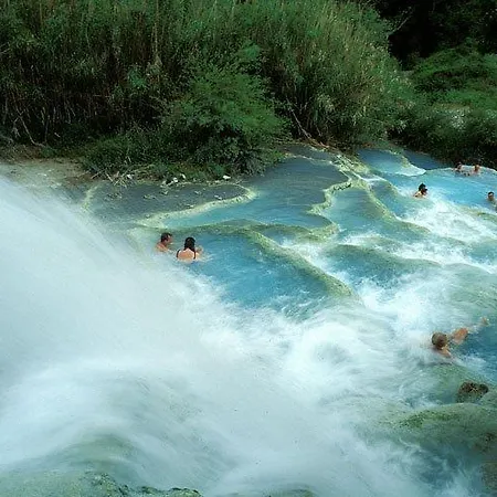 La Casa Delle Cascate